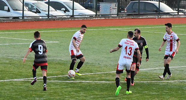 İdman Yurduspor rakibini 2-0 ile geçti