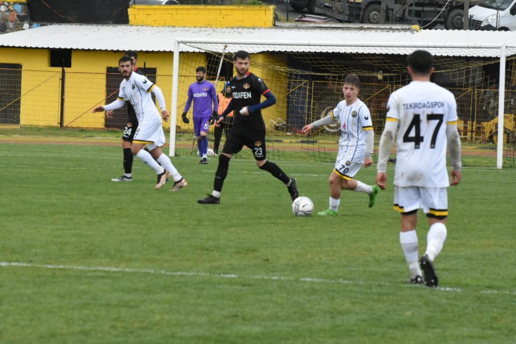 Tekirdağspor lige tutundu  3-0
