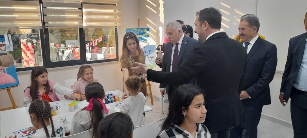 Romanlar Günü’nde anlamlı açılış