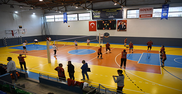 Trakya Cup Voleybol Turnuvası başladı