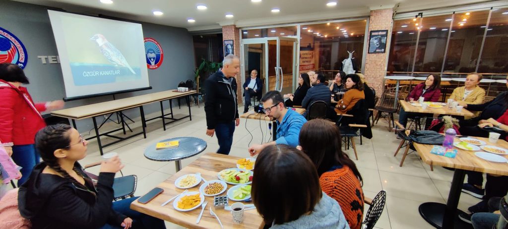 “Özgür kanatlar” beğeni topladı