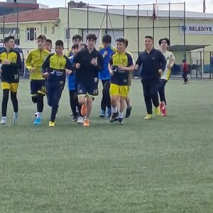 Kapaklı Sitespor averaj farkıyla lider