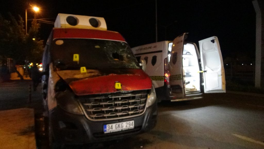 CHP’nin seçim aracı yandı 
