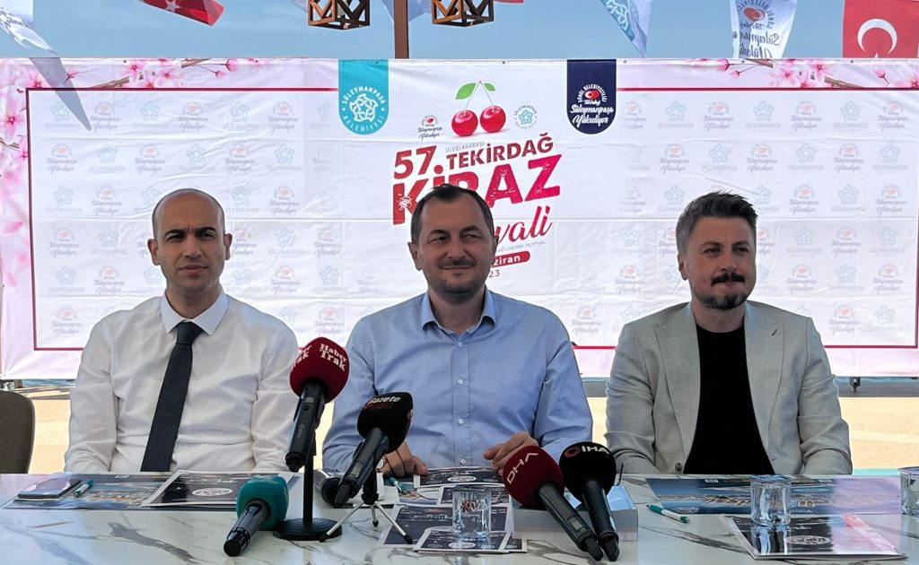 Başkan Yüksel pas geçti