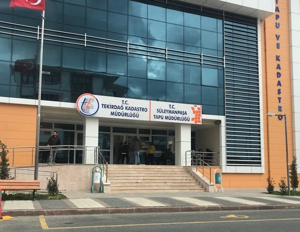 UYANIK TAPUCU DOLANDIRICILIĞI ORTAYA ÇIKARDI