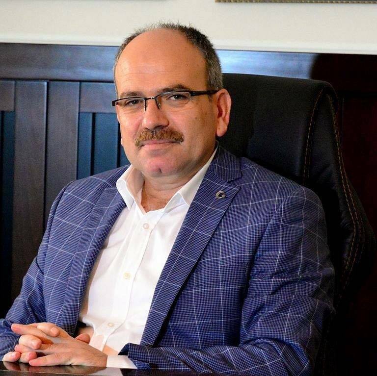 “Olumlu veya olumsuz hiç fikriniz yok mu?”