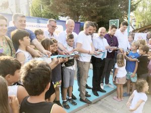 Yıllar önce yaptığı parkı yeniden açtı