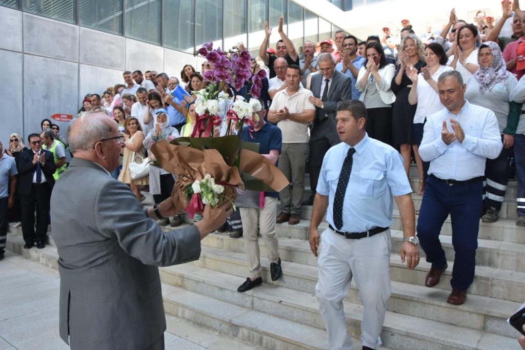 “En Baba Başkan Kadir Başkan” tezahüratı attılar