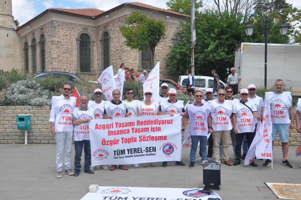 “İnsanca yaşam için özgür toplu sözleşme istiyoruz”