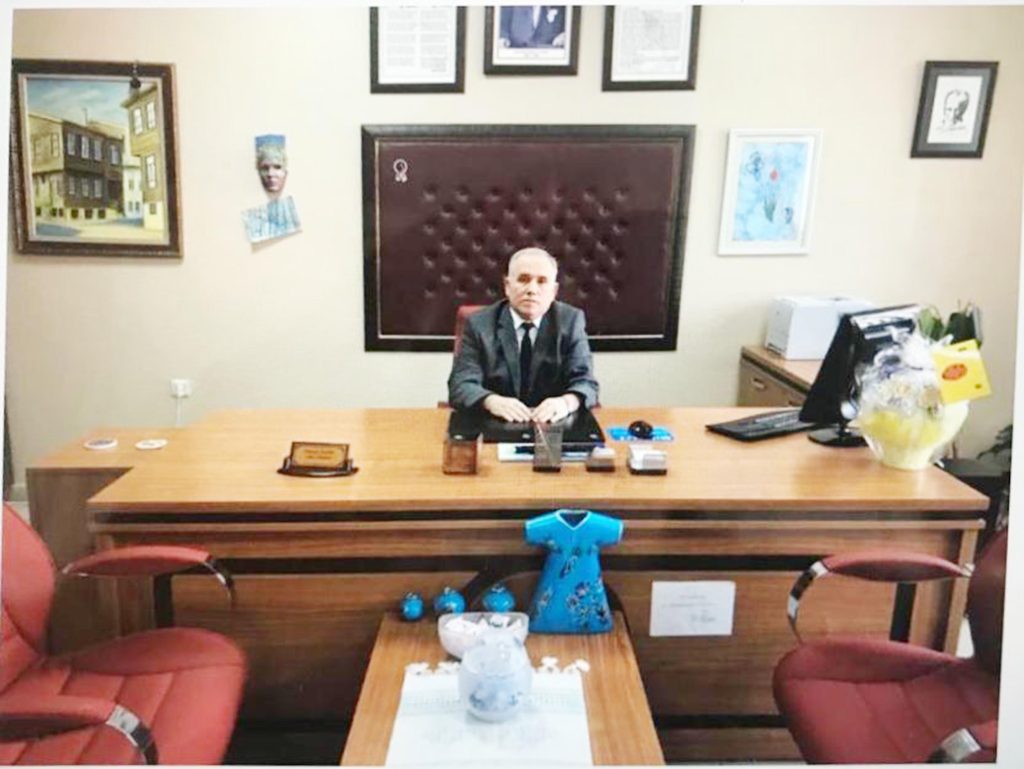 Doğum gününde emekli oldu