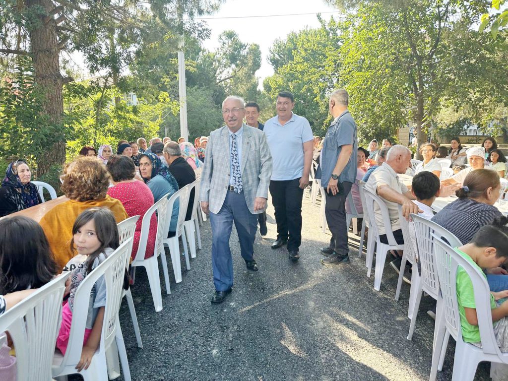 Aşure günü etkinliğine yoğun ilgi