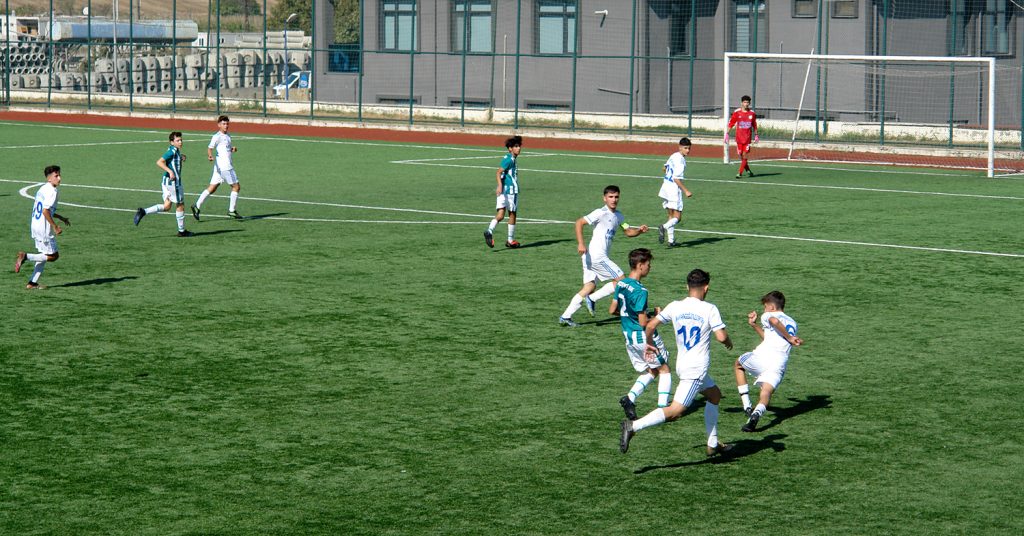 Akçeşmespor rakip tanımıyor  2-1