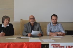 “TERÖR VE SAVAŞA KARŞIYIZ”