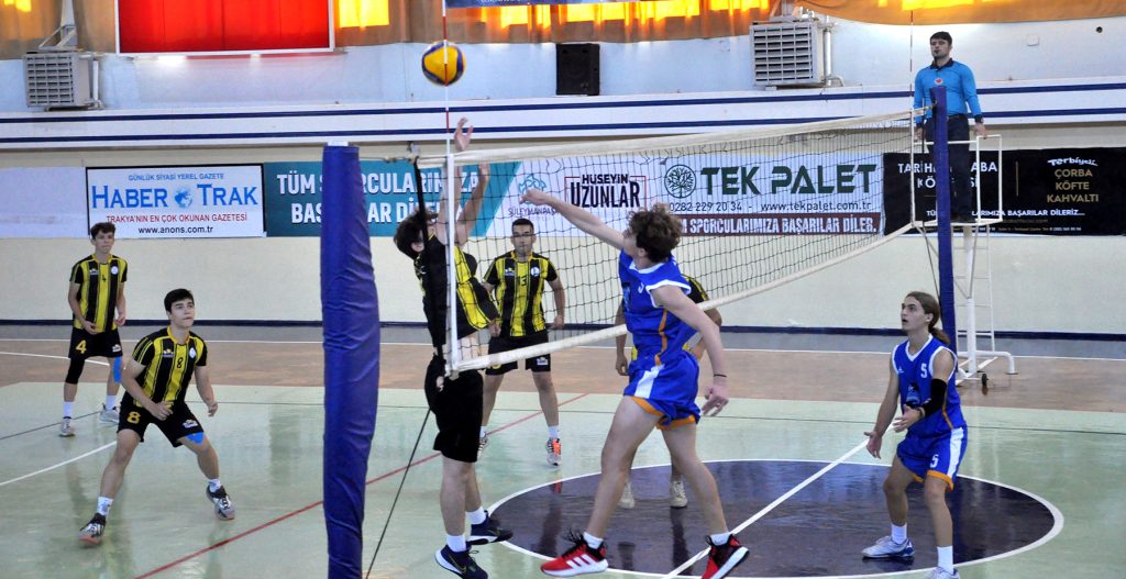 Fatih Anadolu Lisesi: 2 – Mehmet Serez Lisesi: 0