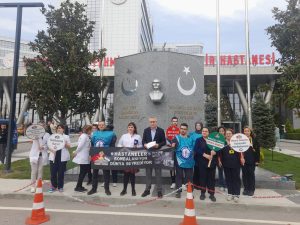 “Gazze’de çocuklar ilaç ve elektrik olmadığı için ölüyor”