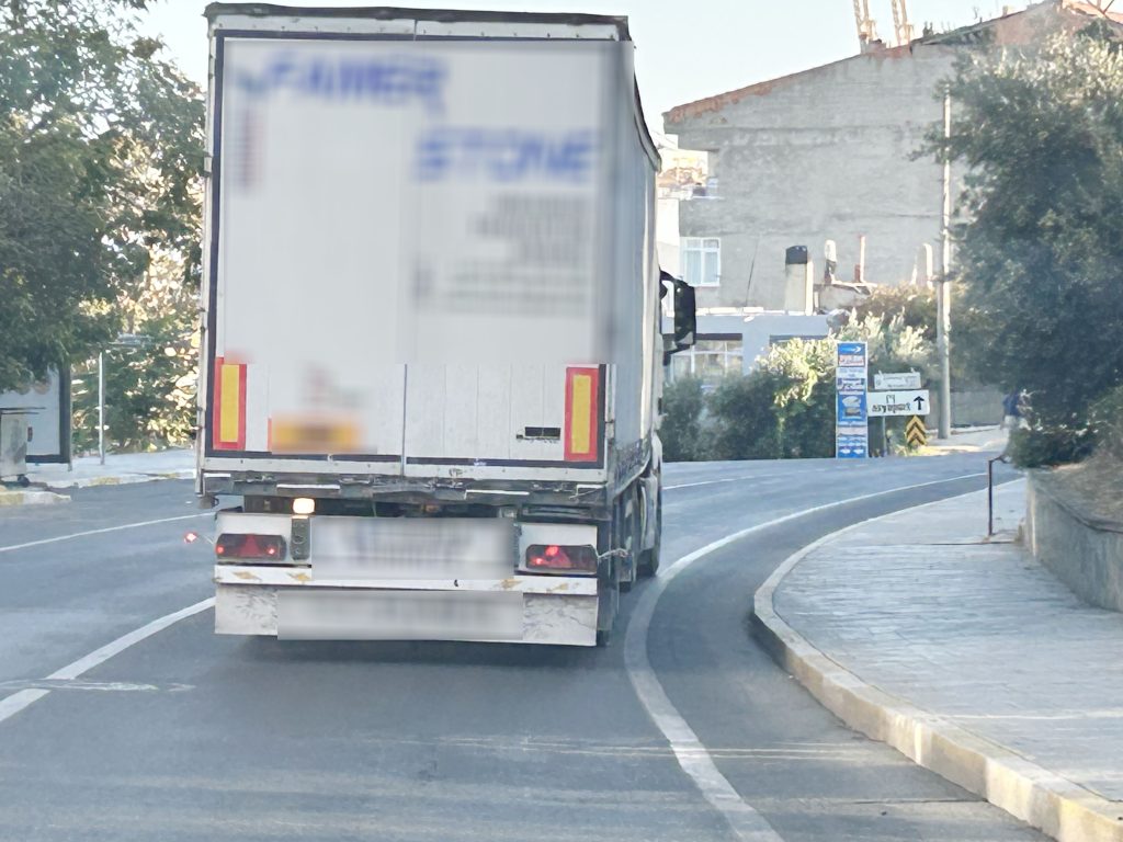 TIR’lar şehir içinde