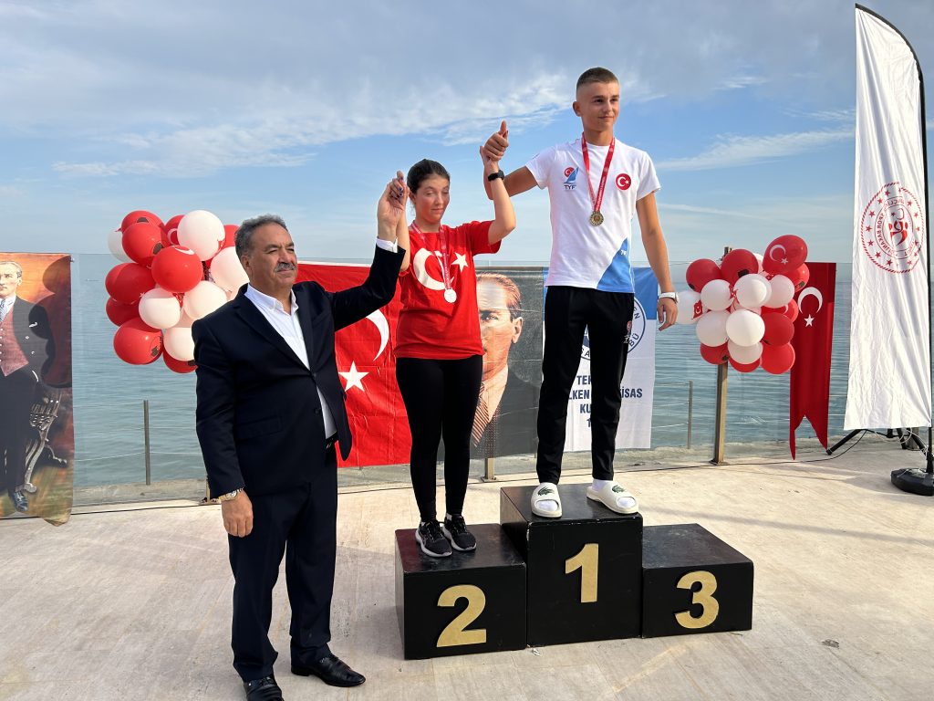 Cumhuriyet Kupası yelken yarışları sonuçlandı