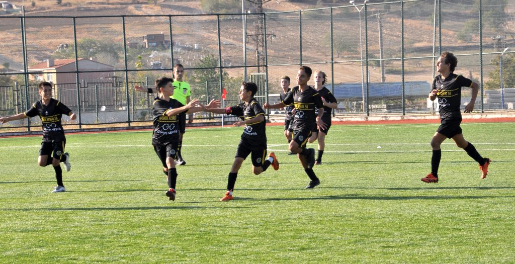 Namık Kemalspor farklı kazandı