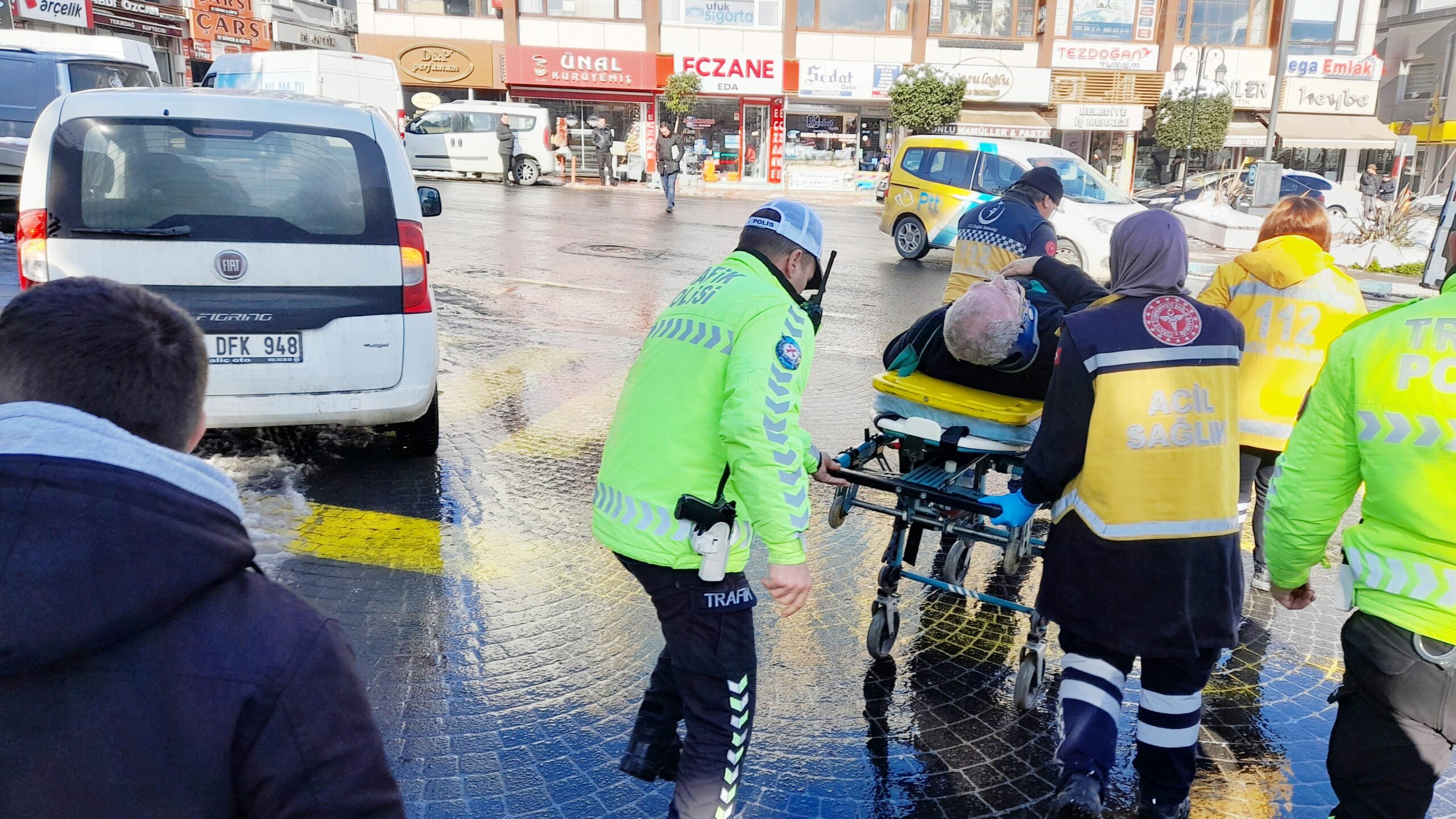 BELEDİYE UYUYOR VATANDAŞ DÜŞÜYOR