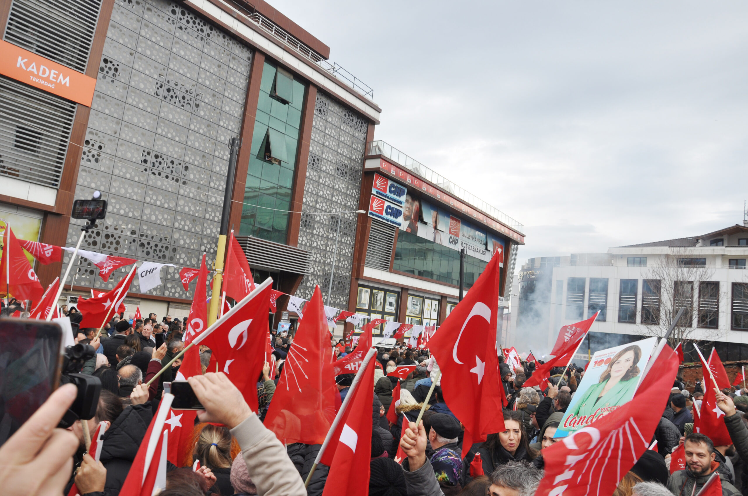 CHP’de hazirun listesi askıya çıktı