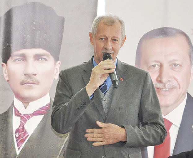 BAŞKANA EN GÜZEL JEST