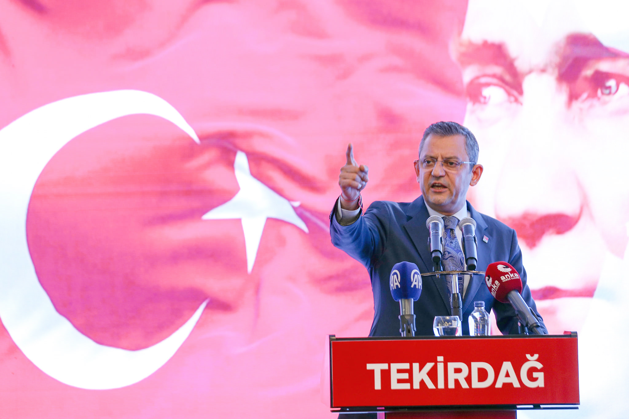 ÖZEL’DEN ALBAYRAK’A GÖREV