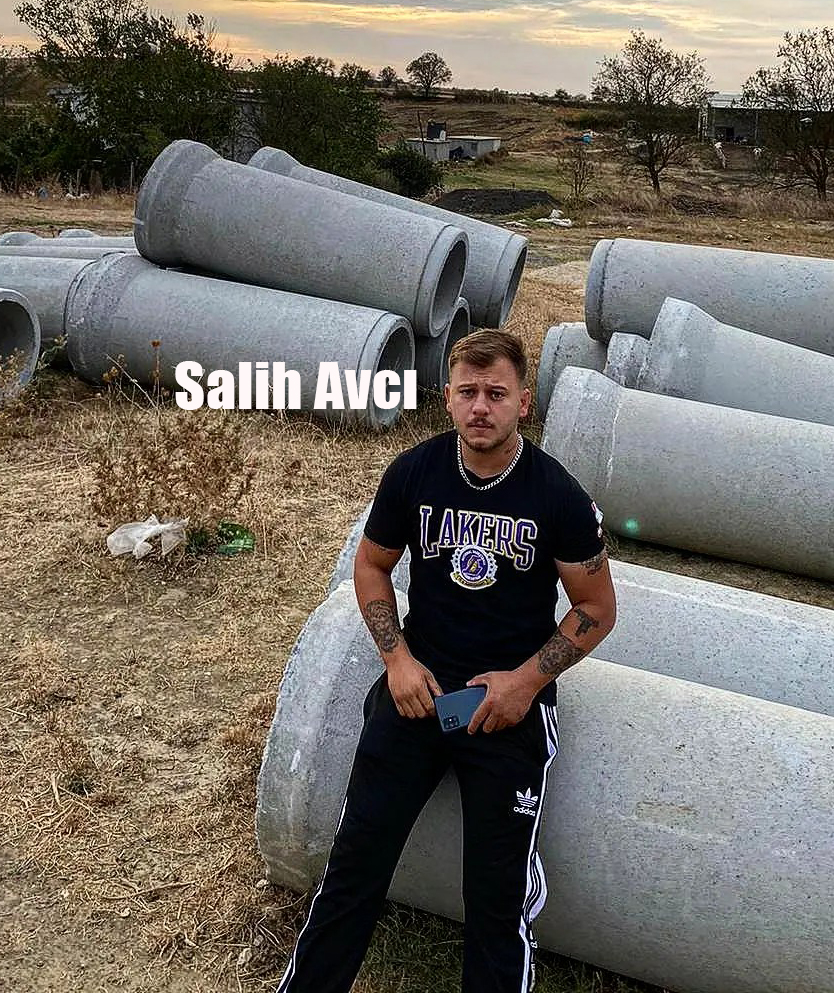 Köy meydanında pompalı tüfekle cinayet