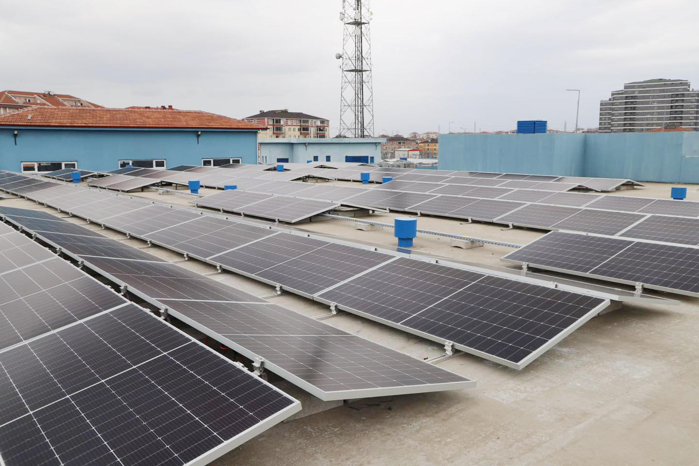 Enerjisini güneşten alacak