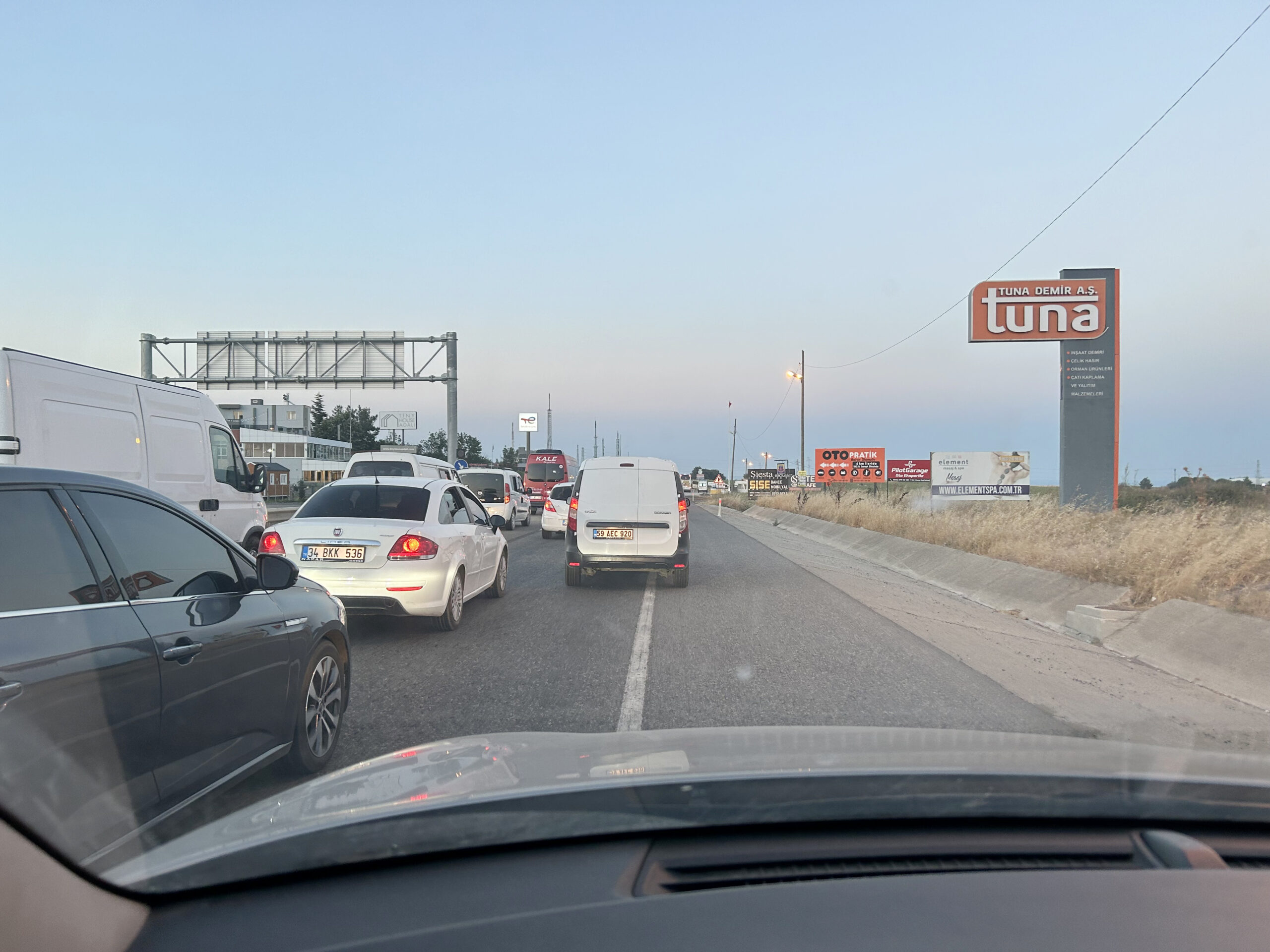 Uygulama trafiği aksattı