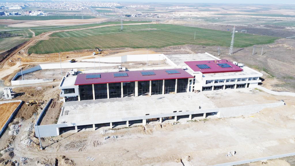 Otogardaki işyerleri kiraya verilecek