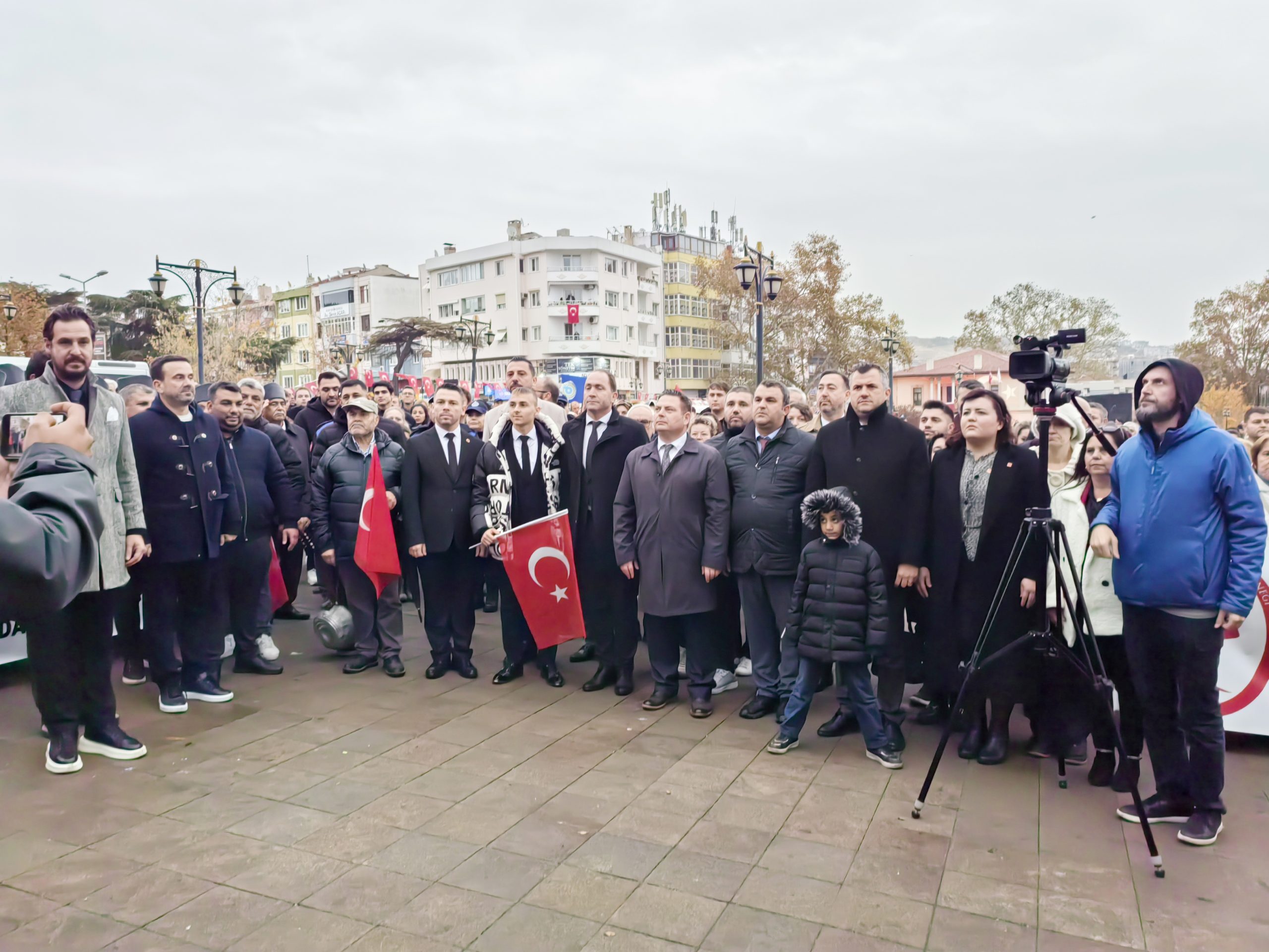 Korteje yoğun ilgi