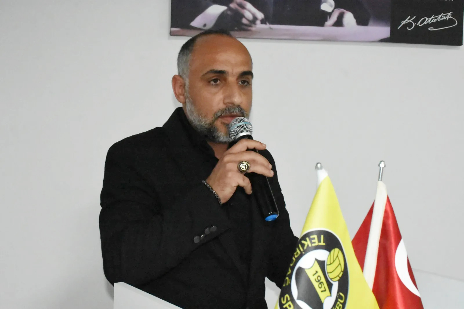 Tekirdağspor’da basın toplantısı