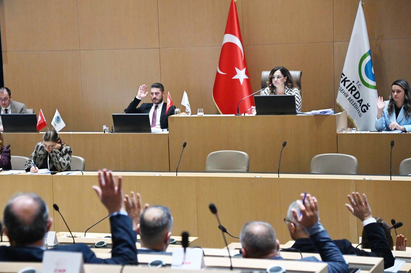 Kardeş şehir talepleri ertelendi
