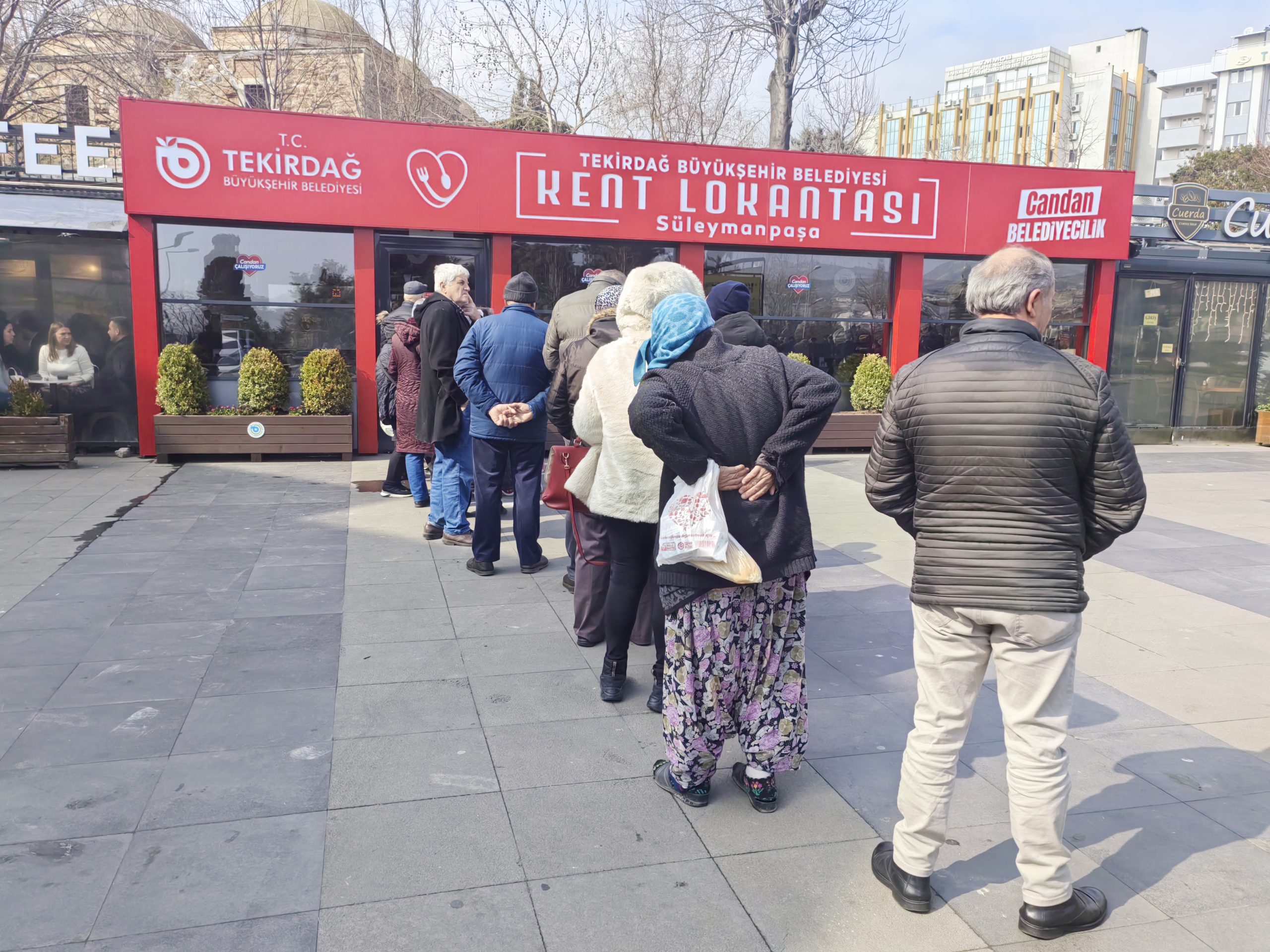 Emeklilerden kent lokantasına yoğun ilgi
