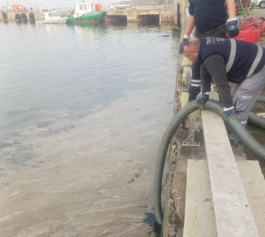 Denizdeki kirlilik temizlendi