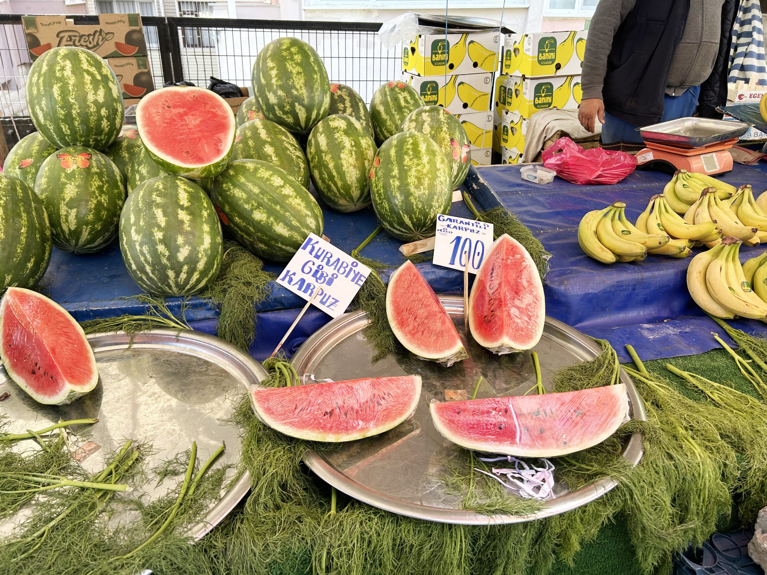 Bir dilim karpuz 150 lira