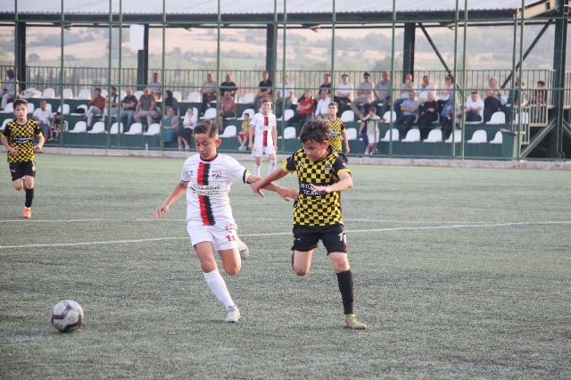 İdman Yurduspor avantaj sağladı