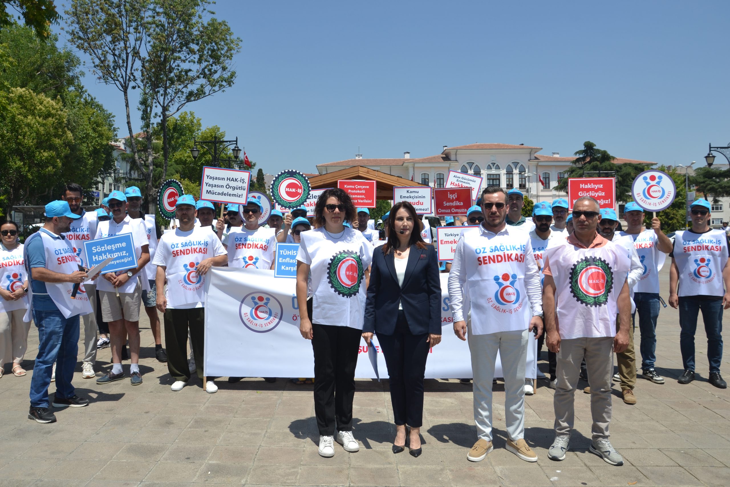 “TEKLİF CEBİMİZE GİRMEDEN ERİDİ”
