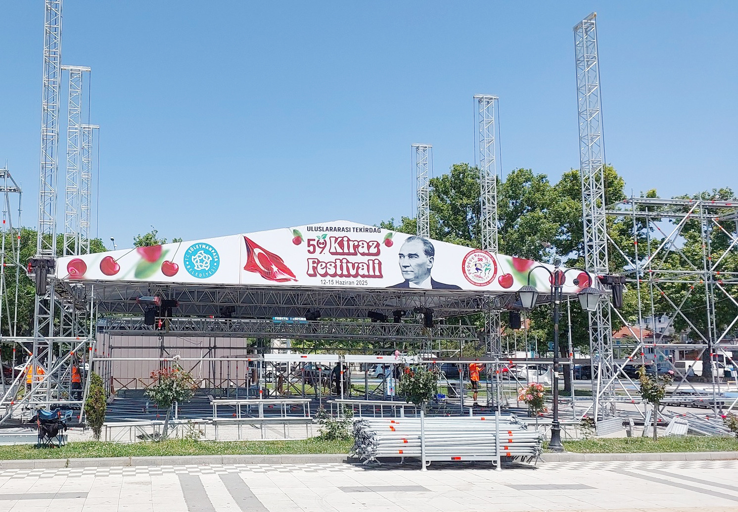 Festival hazırlıkları tam gaz sürüyor