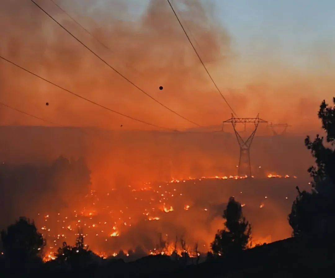 Şarköy’deki Yangın Devam Ediyor