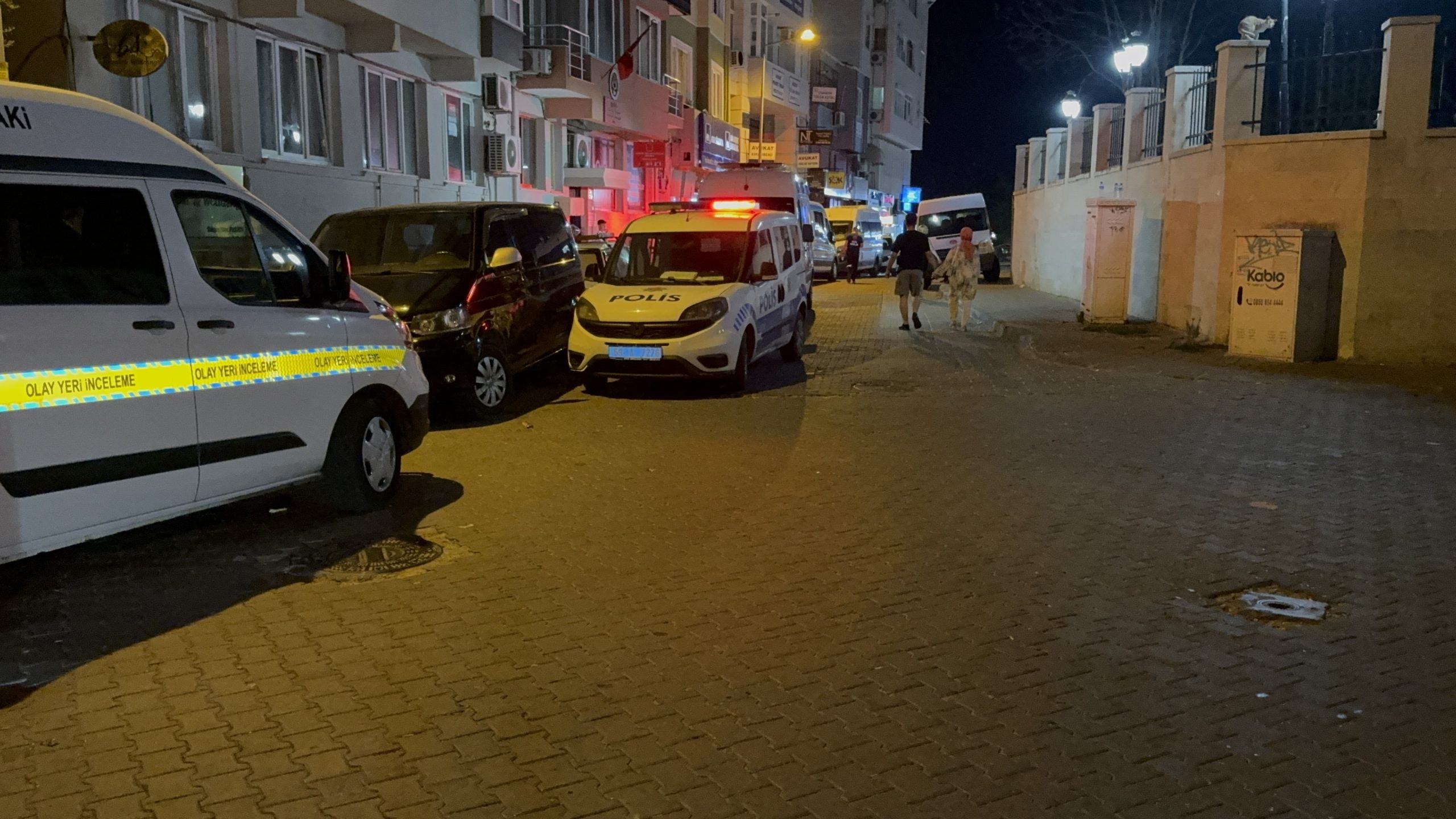 Evinde ölü bulundu