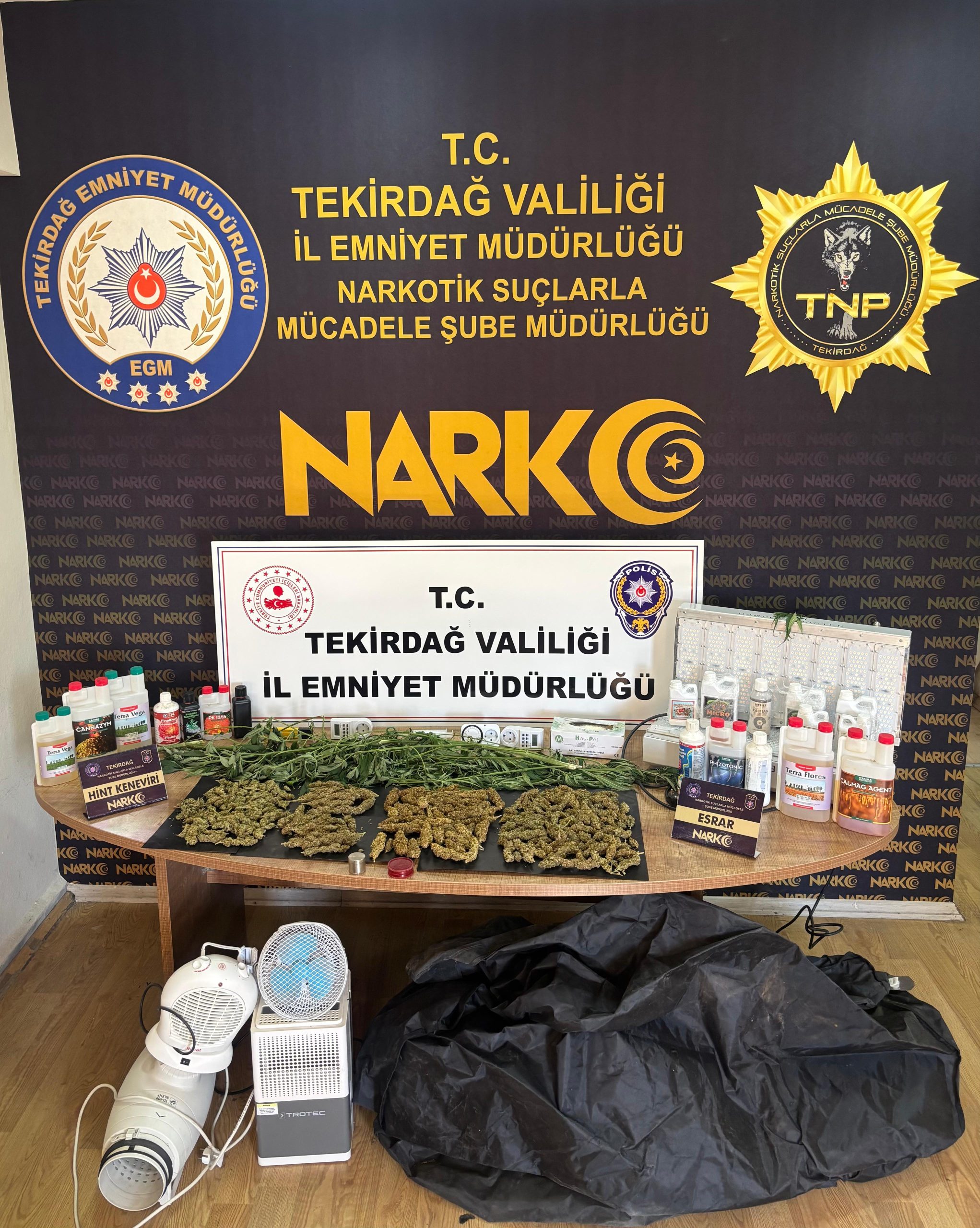 300 gram esrar ele geçirildi