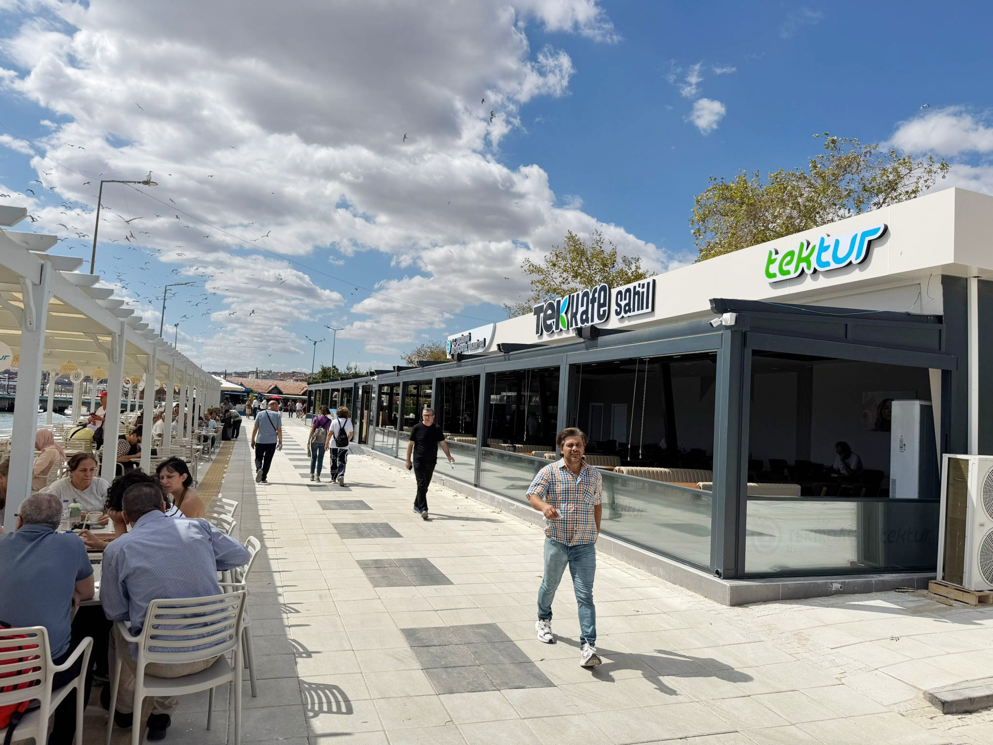 Yenilenen Kafe Açıldı