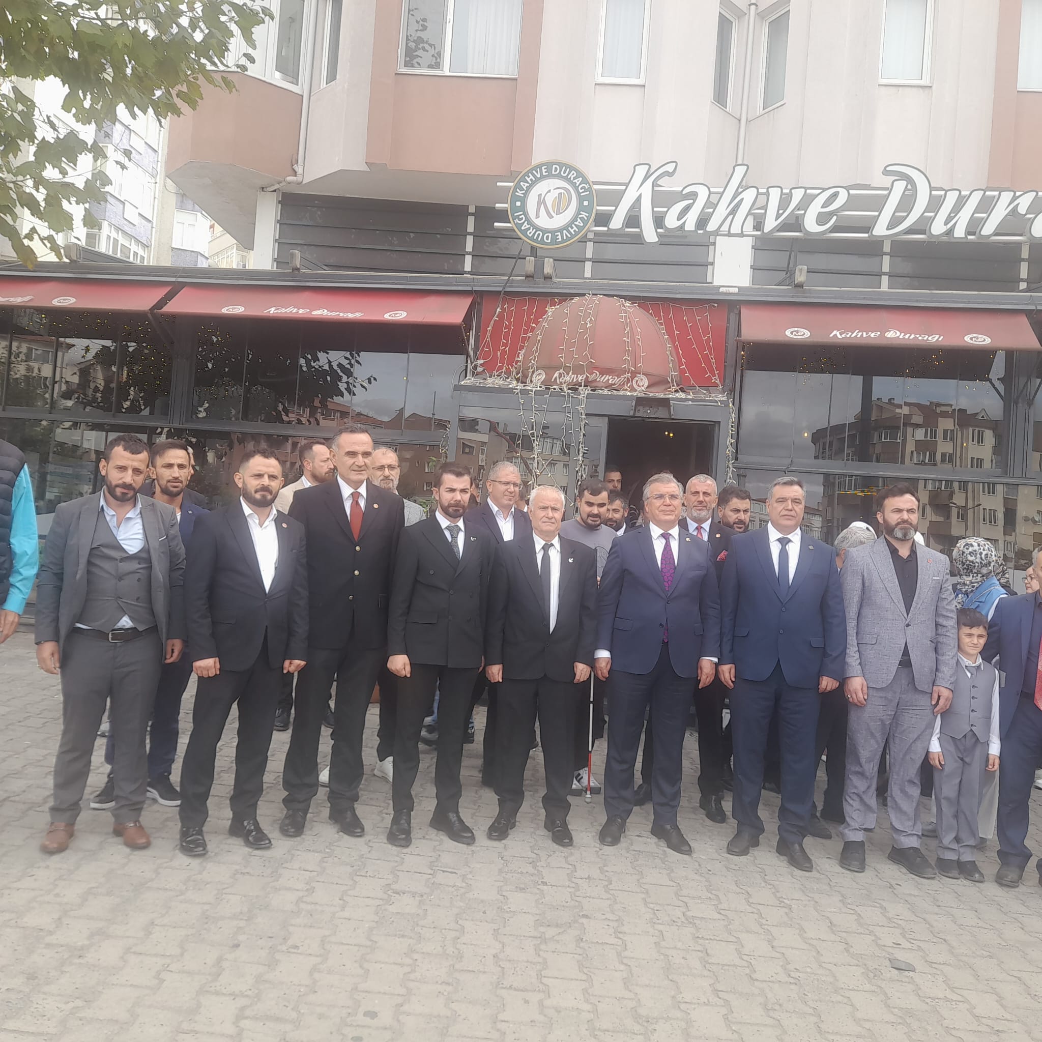Yeniden Refah güçleniyor