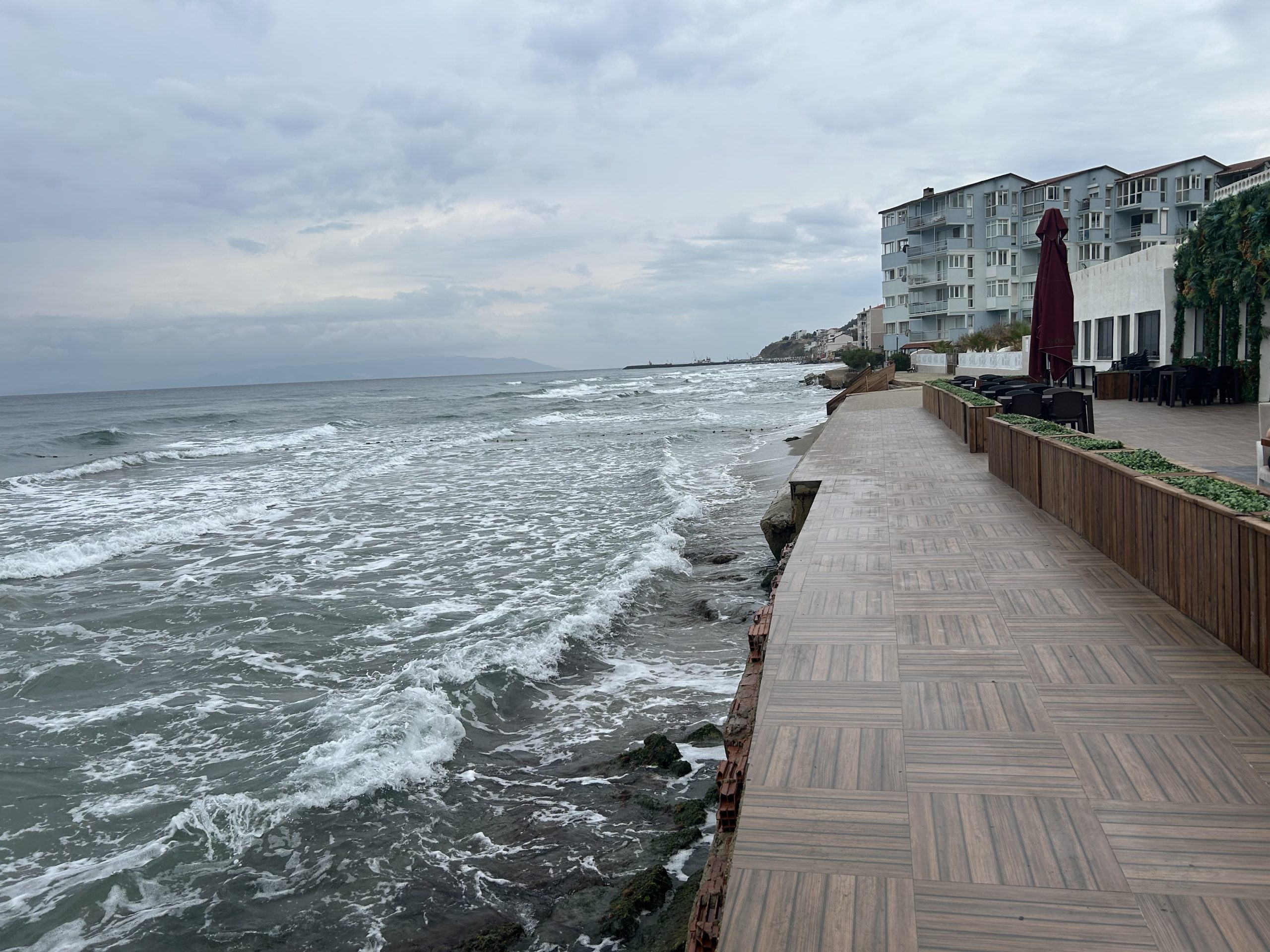 Kumbağ’da plajlar boş kaldı