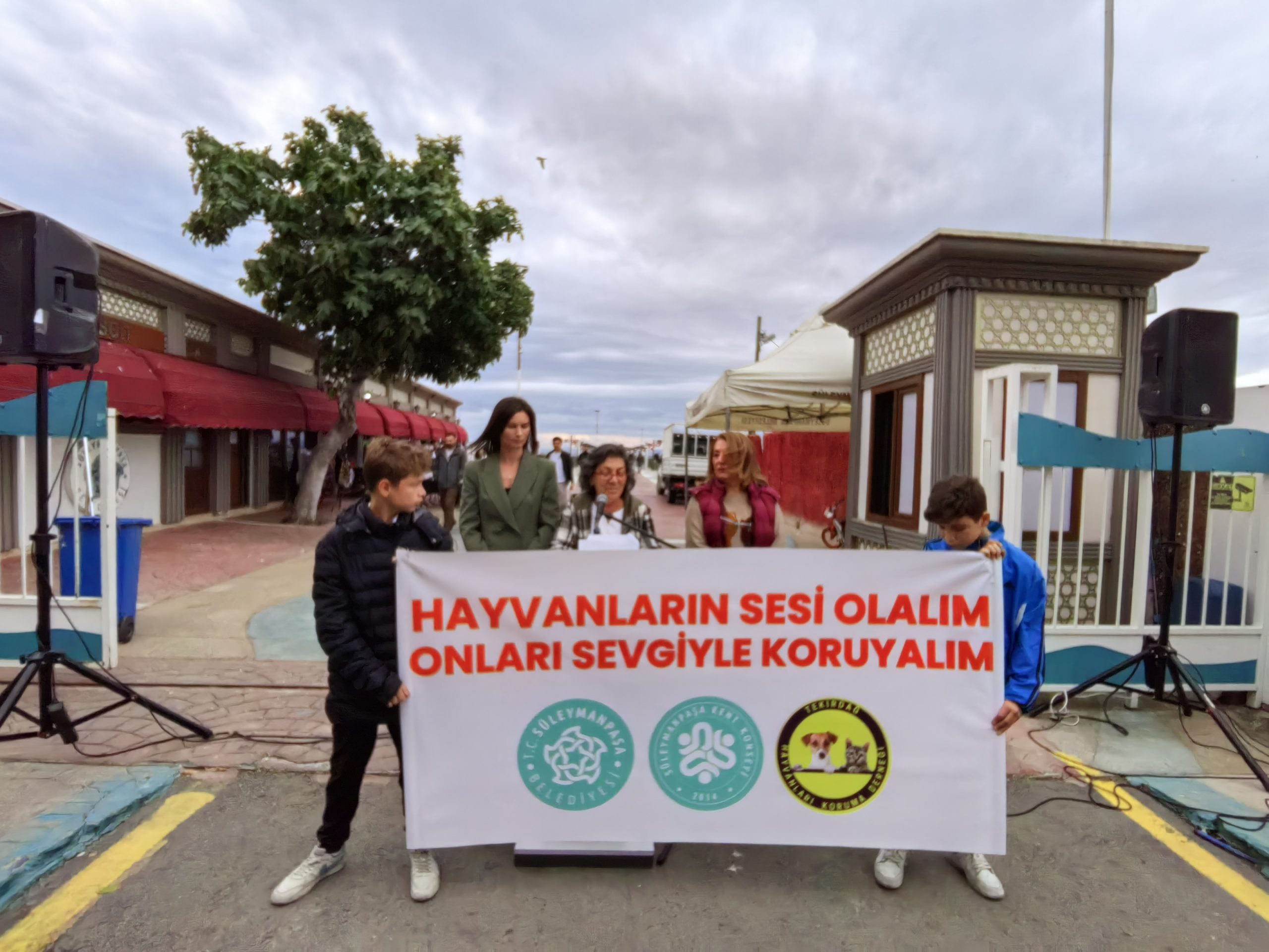 “Barınaklar Hapishaneye Dönüştü”