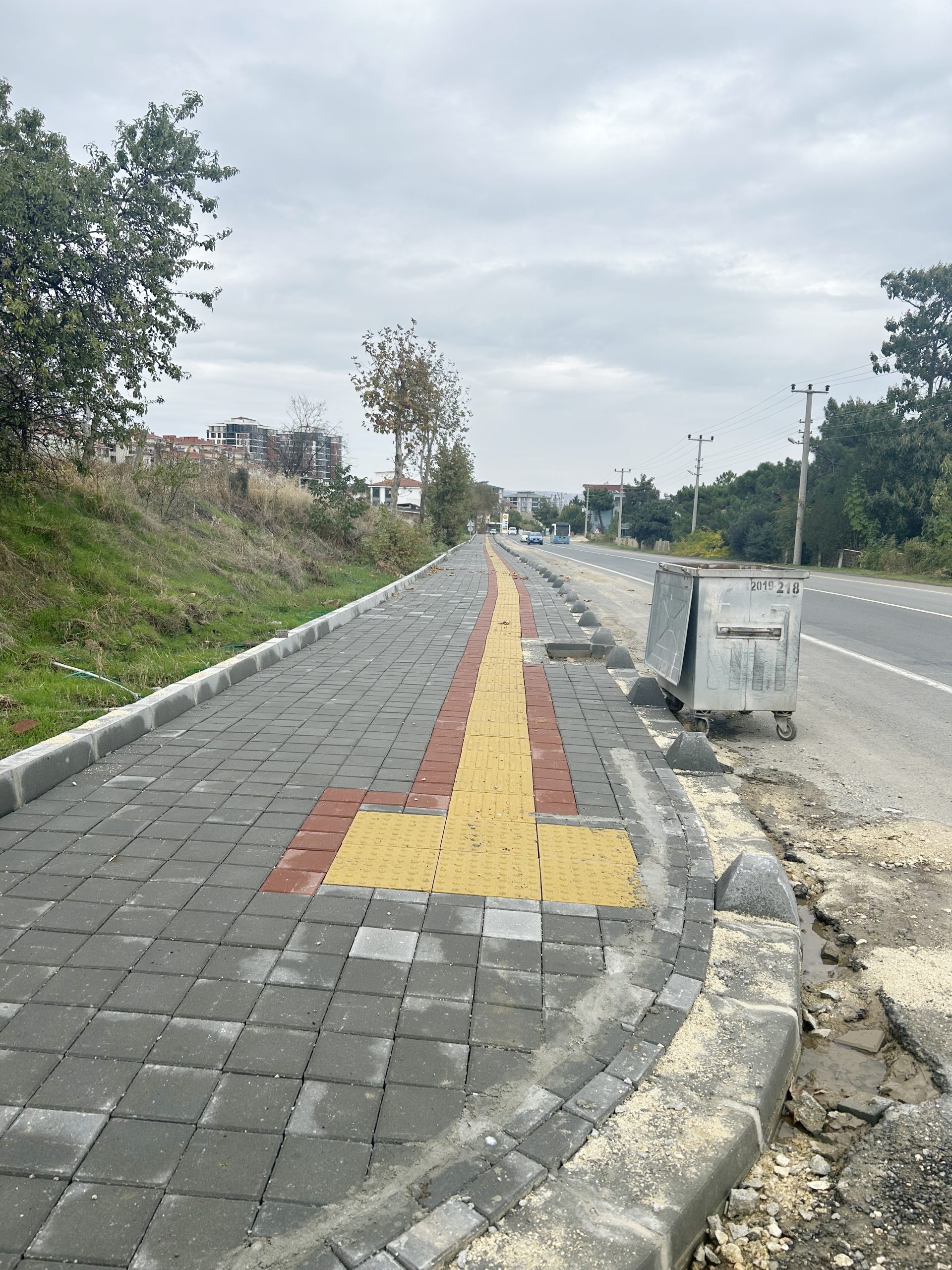 Kaldırım çalışması başladı