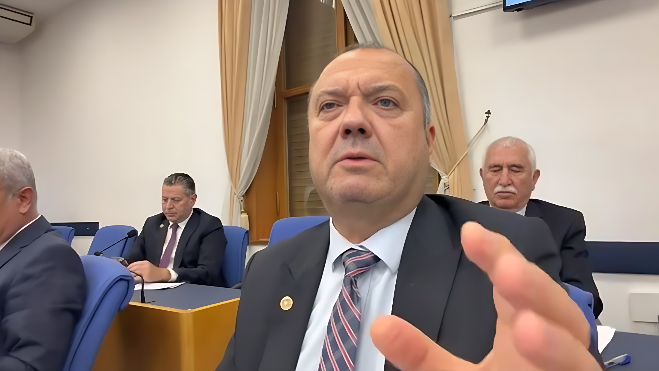İlhami Özcan Aygun’u takan yok