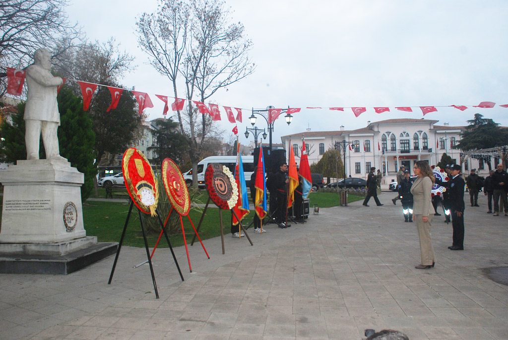 VATAN VE HÜRRİYET ŞAİRİ UNUTULMADI