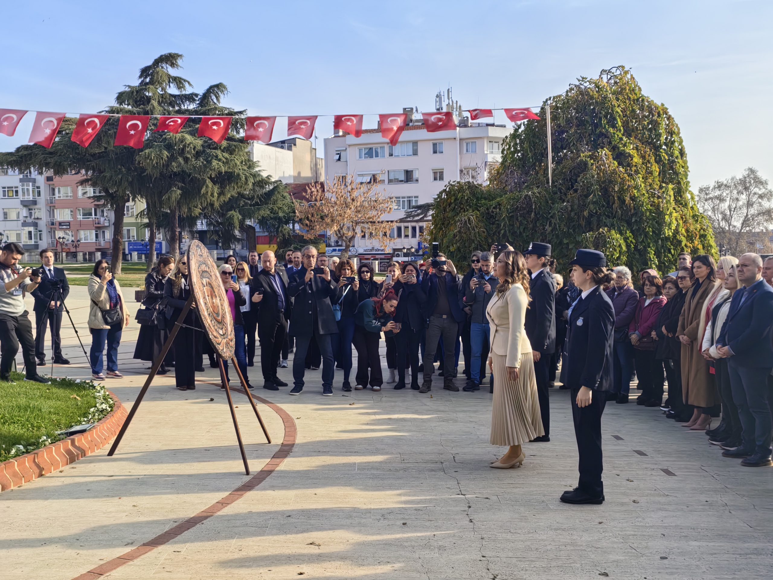 ‘Kadın Özgürse Ülke Özgürdür’
